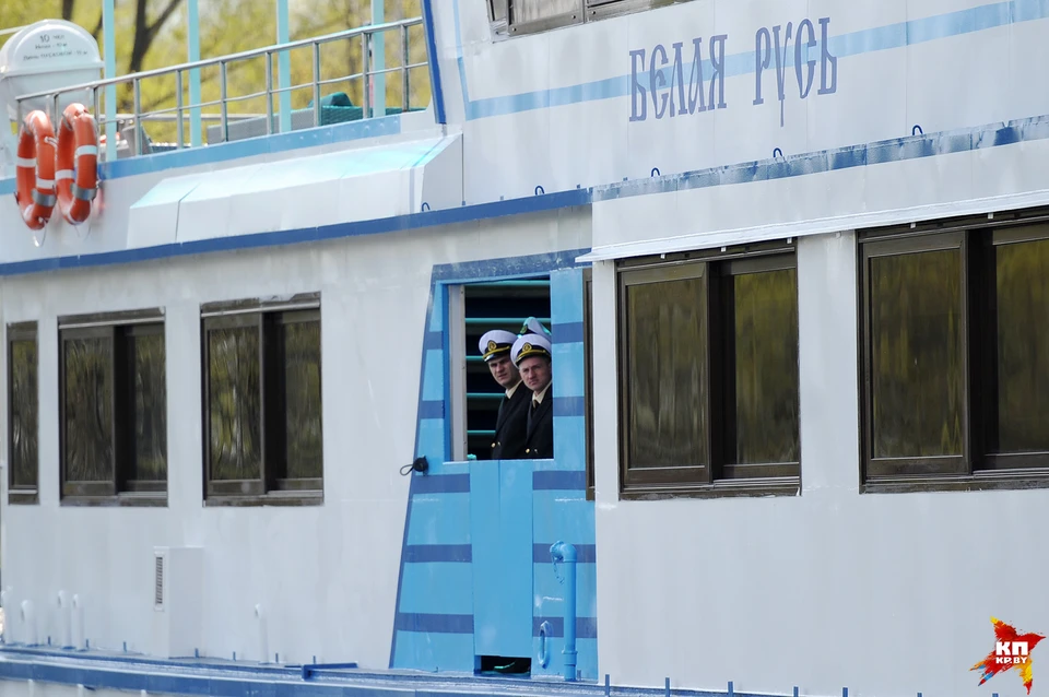 Первый белорусский круизный теплоход "Белая Русь" спустили на воду.