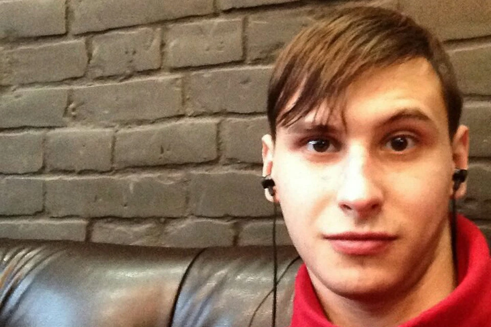 Алексея Бахтина обвиняют в избиениии студента на остановке.