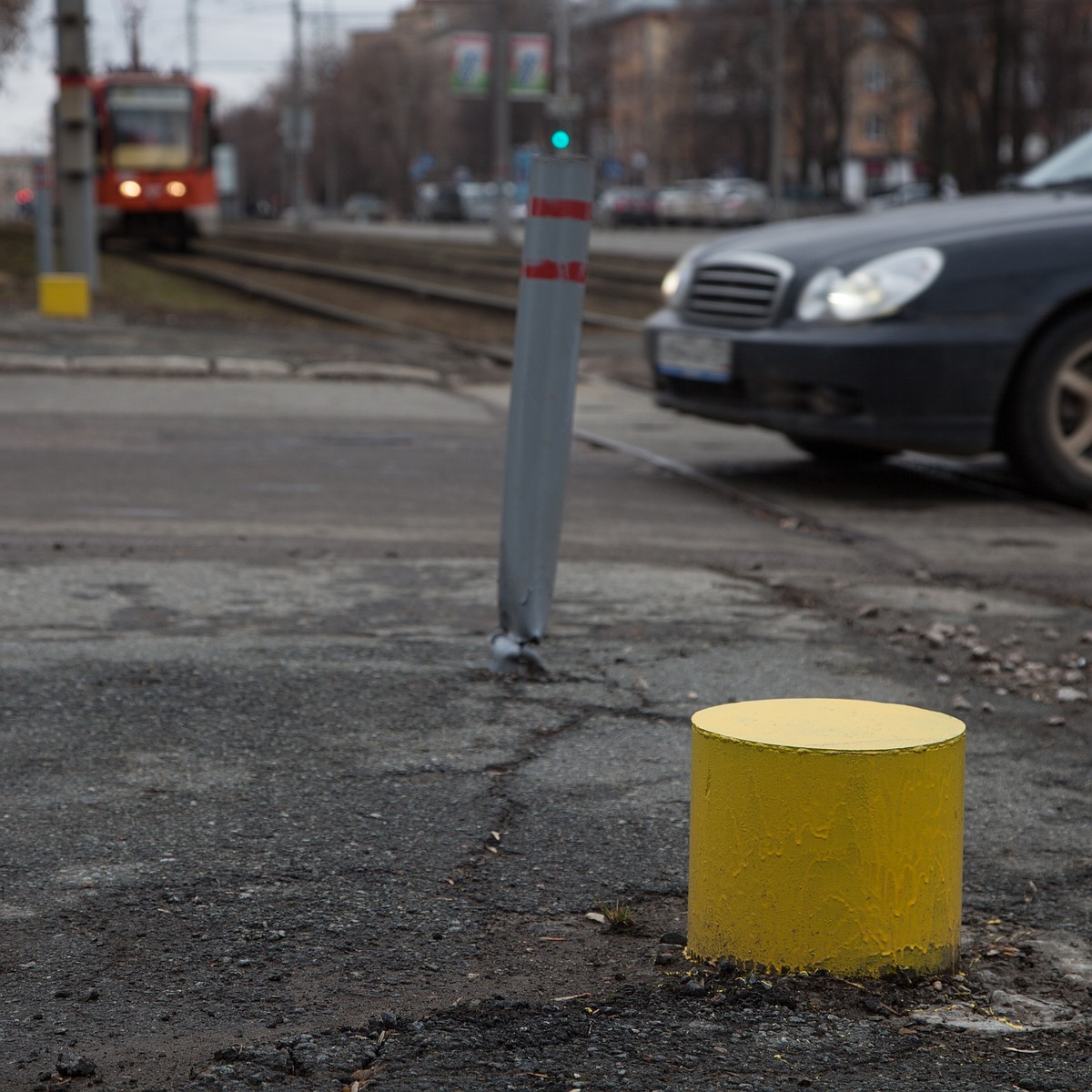 В Перми для борьбы с автохамами установят 600 желтых столбиков - KP.RU