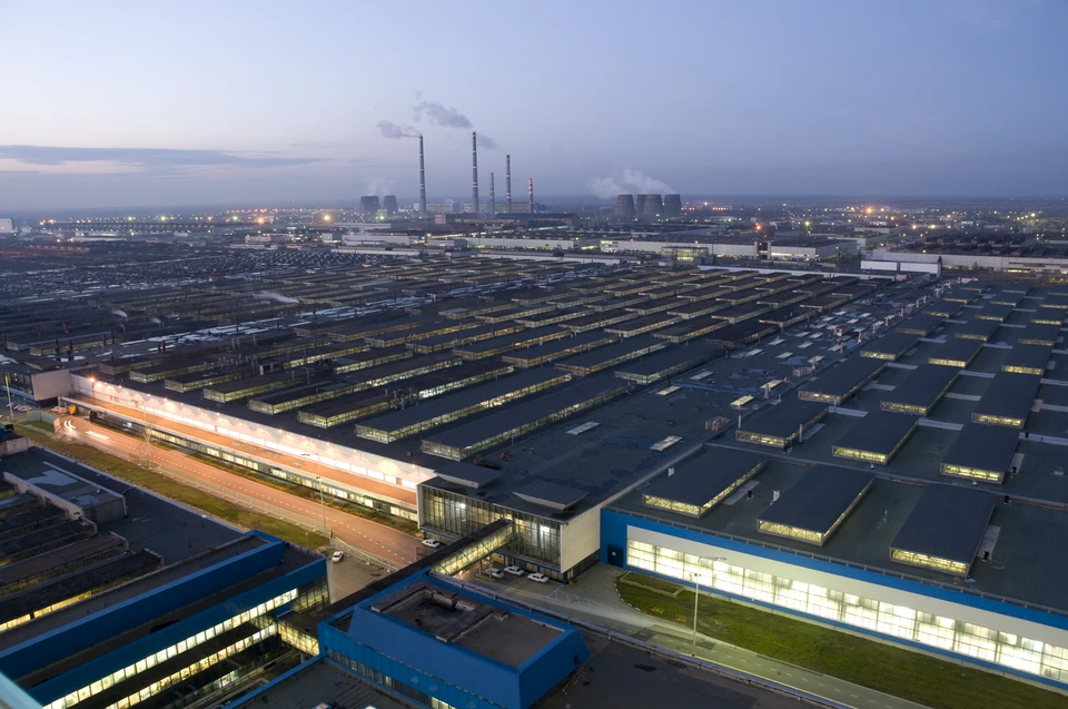 Пейзаж производственной площадки АВТОВАЗа, на свободных площадках которого размещён индустриальный парк компании.
