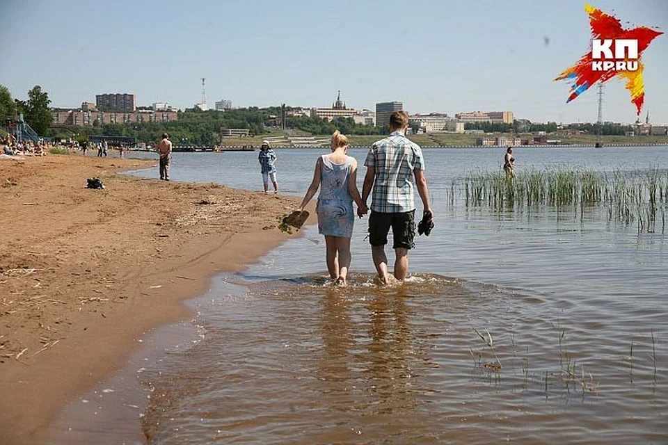 А в будущем году на территории пляжа появятся два бассейна – взрослый и детский.