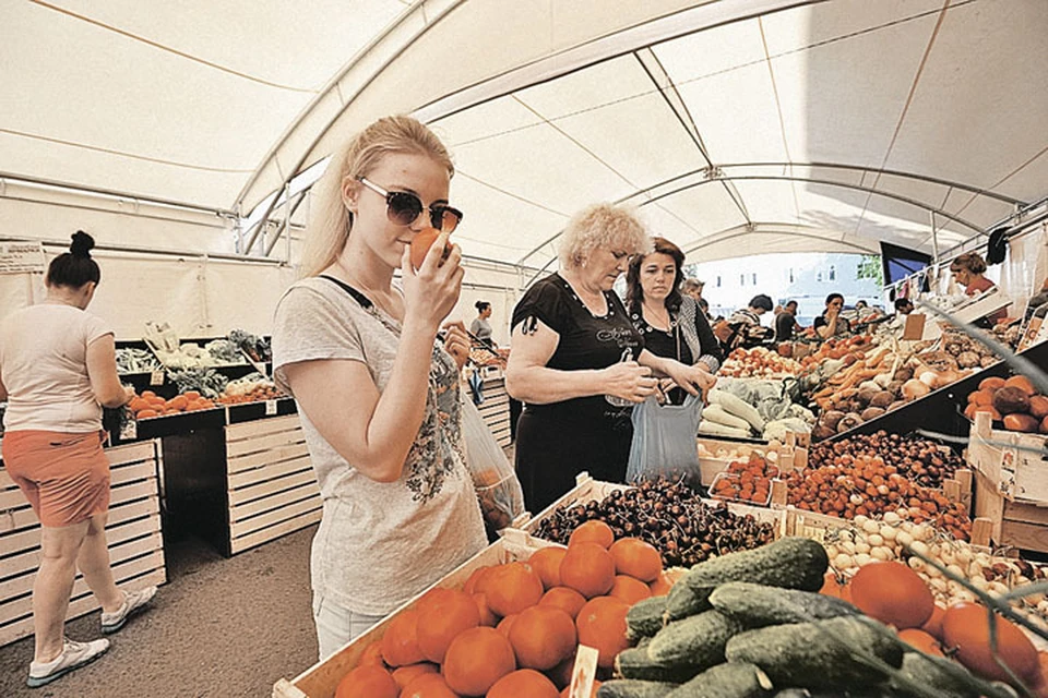 Торги московский рынок. Московские рынки и ярмарки архитектура. Блокчейн ярмарки выходного дня. Свежий рынок Московский. Кто держит свежий рынок Московский.