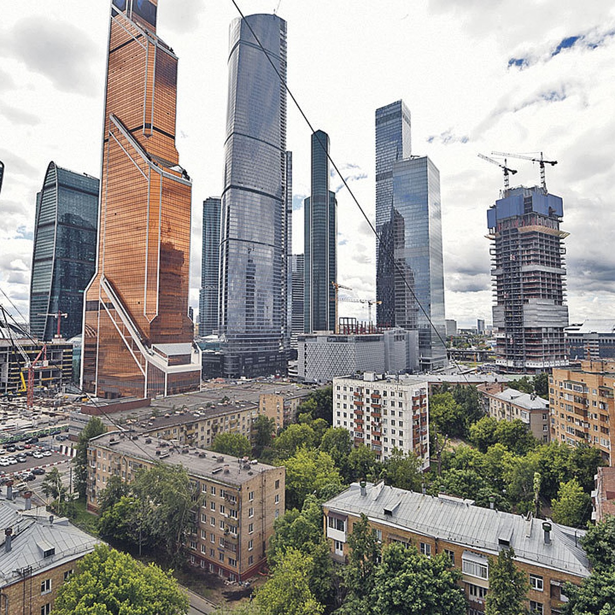 Программа реновации пятиэтажек в Москве: Хрущевки снесут по-умному, без  шума и пыли - KP.RU