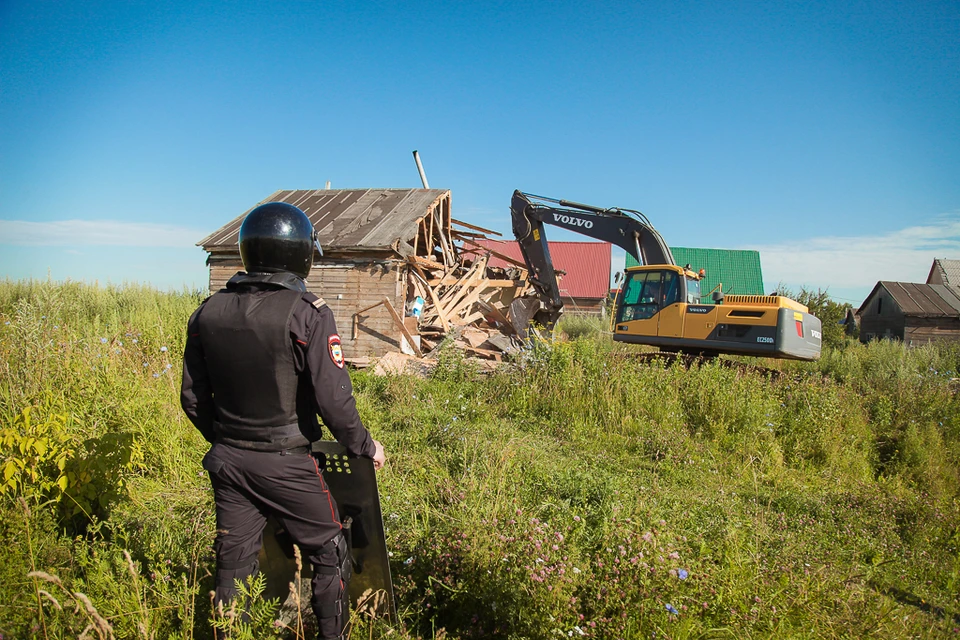 В настоящее время демонтировано уже 13 нелегальных домов. Фото: Администрация города Тулы