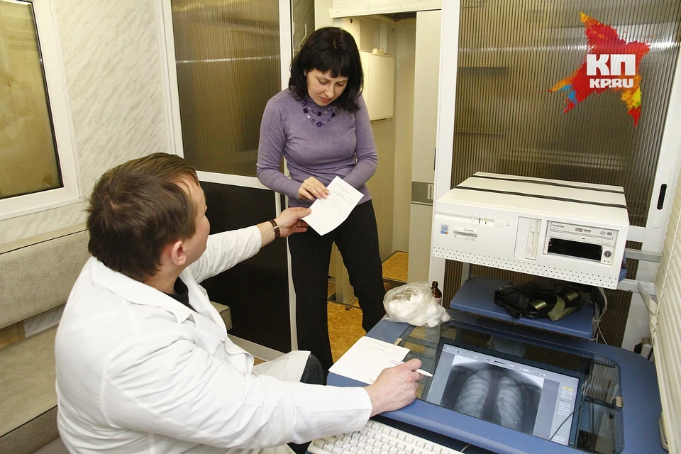 Флюорография в Красноярске: где сделать и сколько стоит обследование легких В каких клиниках можно сделать флюорографию в Красноярске, когда необходимо это исследование легких, что покажет, как подготовиться, советы врачей