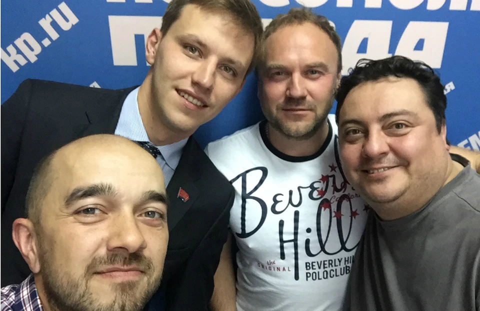 Ренат Каримуллин, Илья Зайцев, Александр Белов и Дмитрий Болотов а 107.1 FM