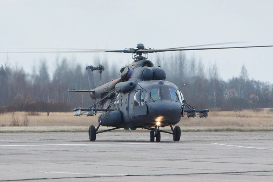 Вертолет Ми-8 совершил жесткую посадку в Иркутской области