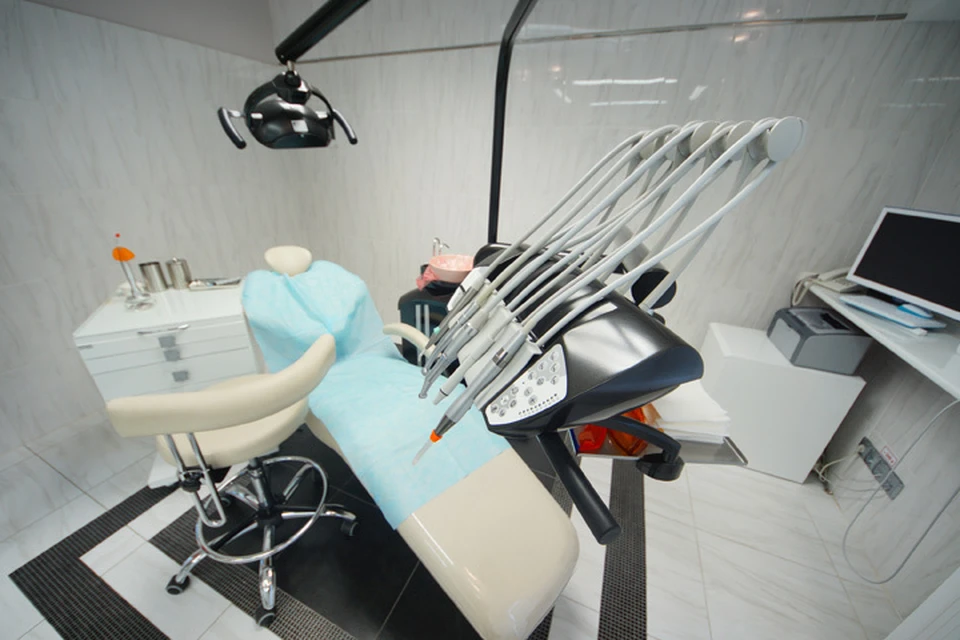 Лечение зубов во сне чаще всего используют при удалении, имплантации и протезировании. В каких клиниках можно пройти лечение зубов под наркозом в Нижнем Новгороде.