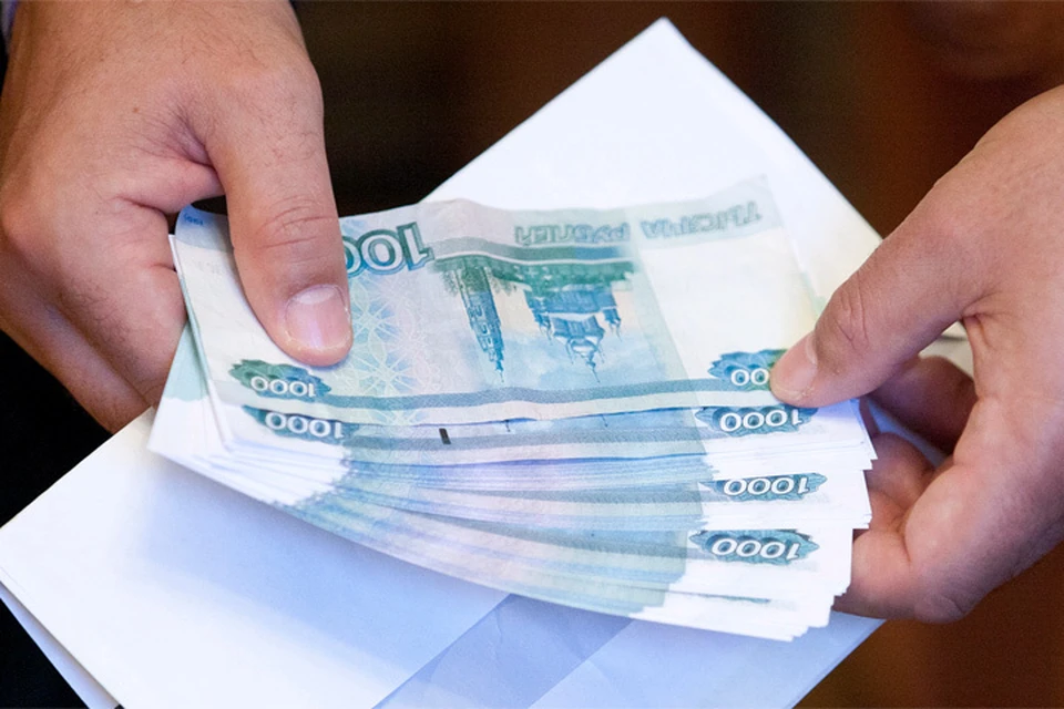 Cредняя зарплата в Москве по итогам первого полугодия составила около 80 тысяч рублей.