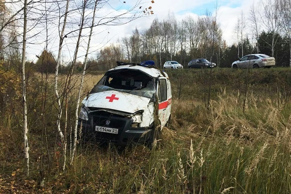 Автомобиль вылетел в кювет.