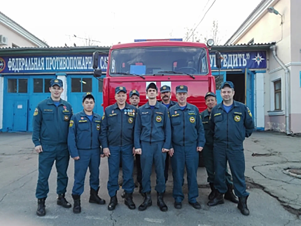 В Хабаровске девять пожарных получили награды за ликвидацию крупной аварии на нефтезаводе
