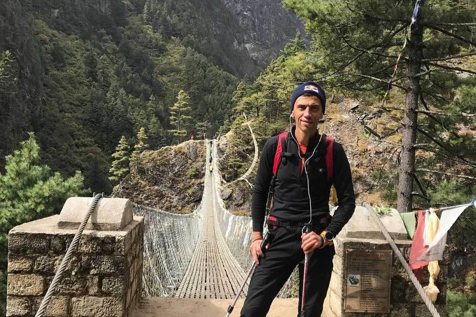 Валерий Розов по дороге в непальский поселок Намче-Базар за две недели до гибели. Фото: instagram.com/valeryrozov