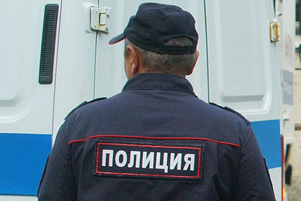У мужчины, покончившего с собой, найдено удостоверение оперативника ОВД.