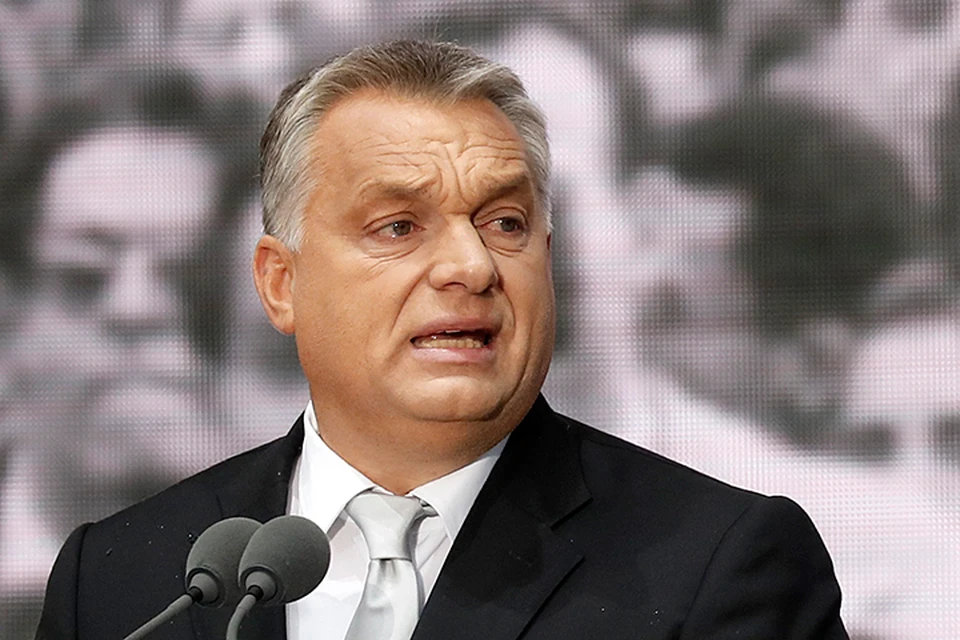 Виктор Орбан долго молчал. И, наконец, сказал