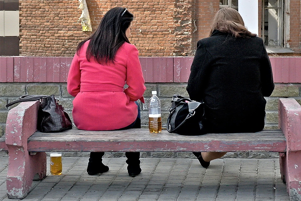 Согласно опросам, аж 43% опрашиваемых в мире назвали Россию самой пьющей страной мира.