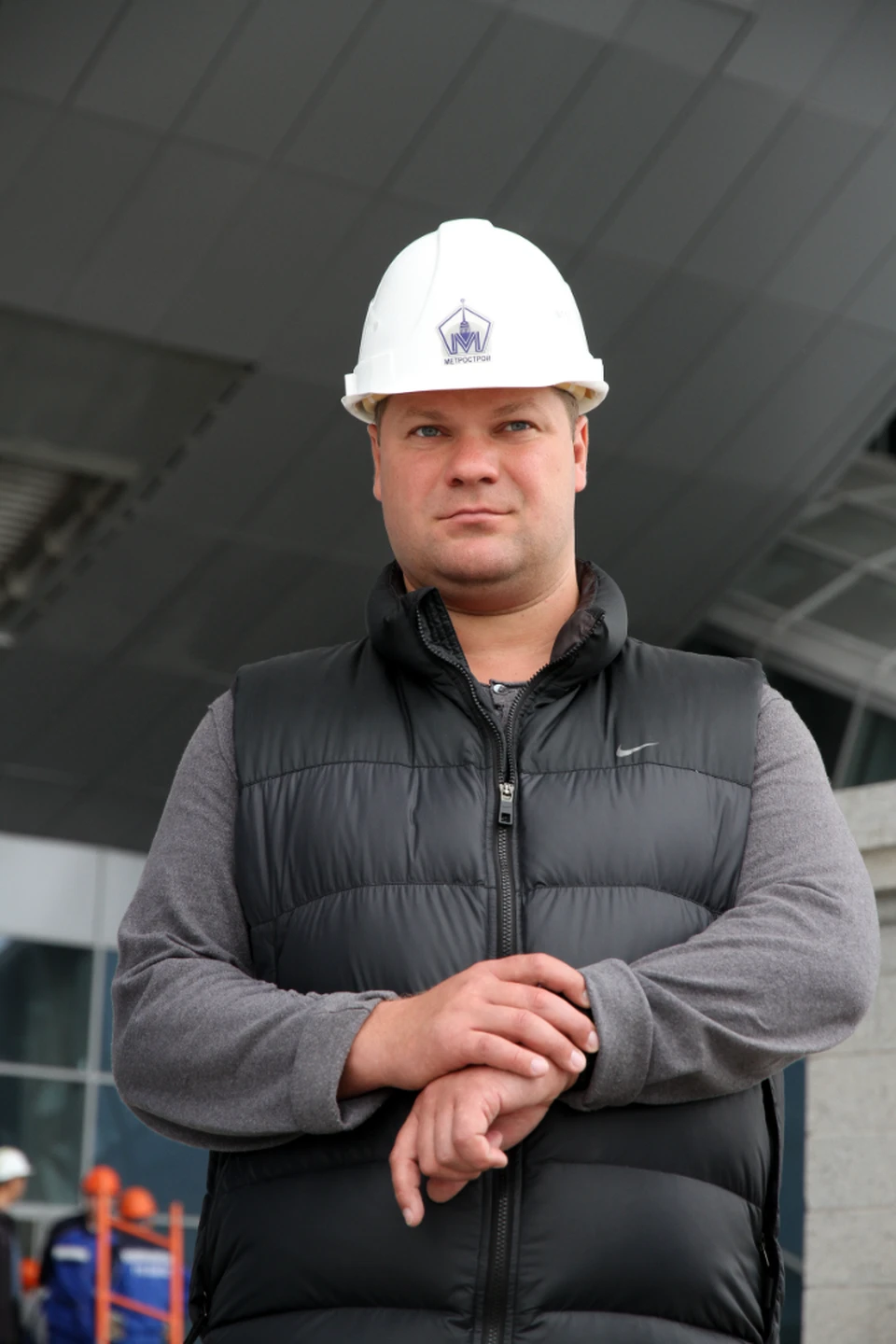 В разговоре с «Комсомолкой» Николай Александров поздравил петербуржцев с наступающим Новым годом и Рождеством.