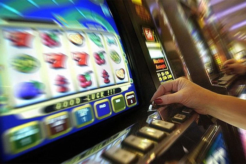 В Финляндии на тысячу жителей в среднем приходится 3,3 игровых автомата. Фото: с сайта blogs.casinoz.ru