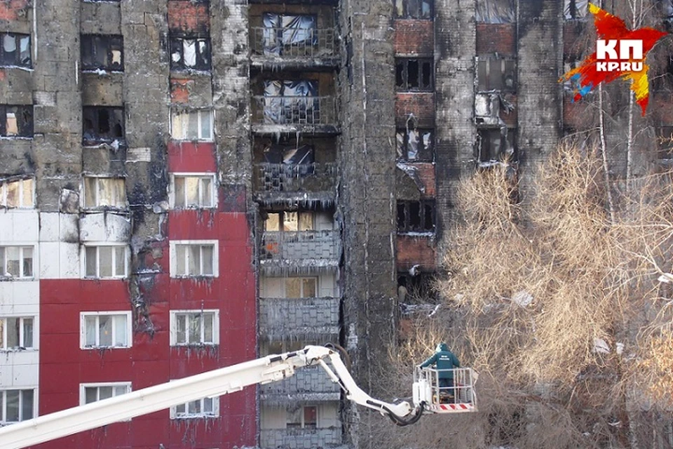 Тюменцам, пострадавшим от пожара в многоэтажке на Олимпийской, окажут помощь. Фото: Наталья Сеченова