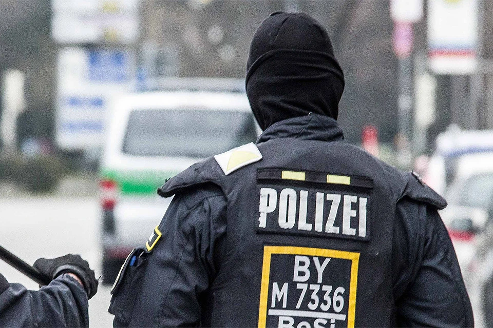 В Баварии мигрант отделался штрафом после обвинения в изнасиловании школьницы.