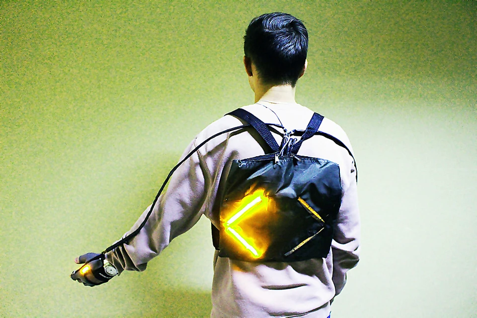 11-классник из Ижевска изобрел рюкзак для велосипедистов