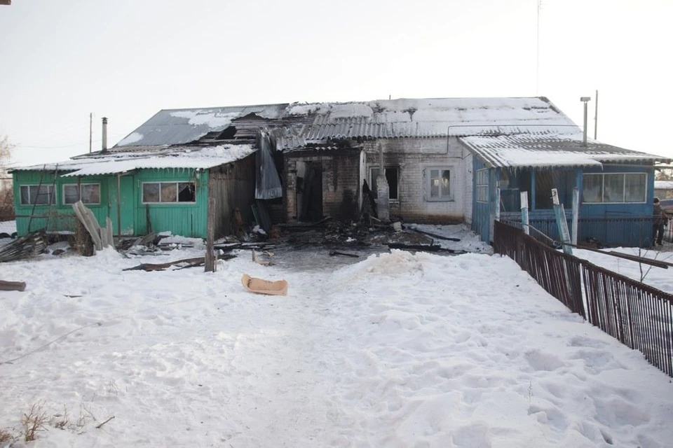 Квартира, в которой погибли трое детей, выгорела полностью