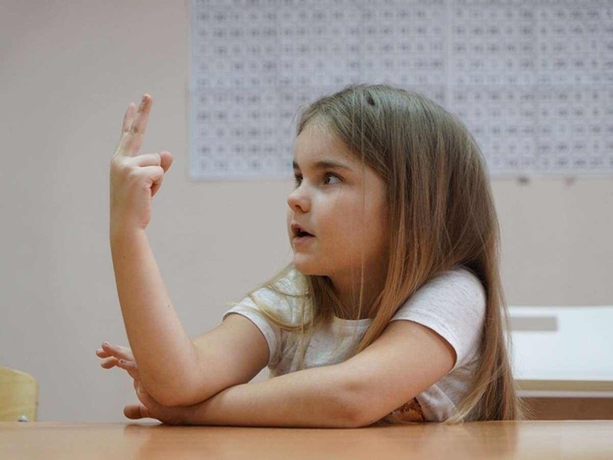 Ум девочки. Ум фото девочки. Девочка думает в уме. Уроки математики шестилетних девочек.