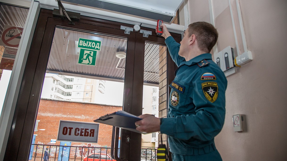 В Прикамье за 72 нарушения правил пожарной безопасности закрыли  развлекательный комплекс - KP.RU