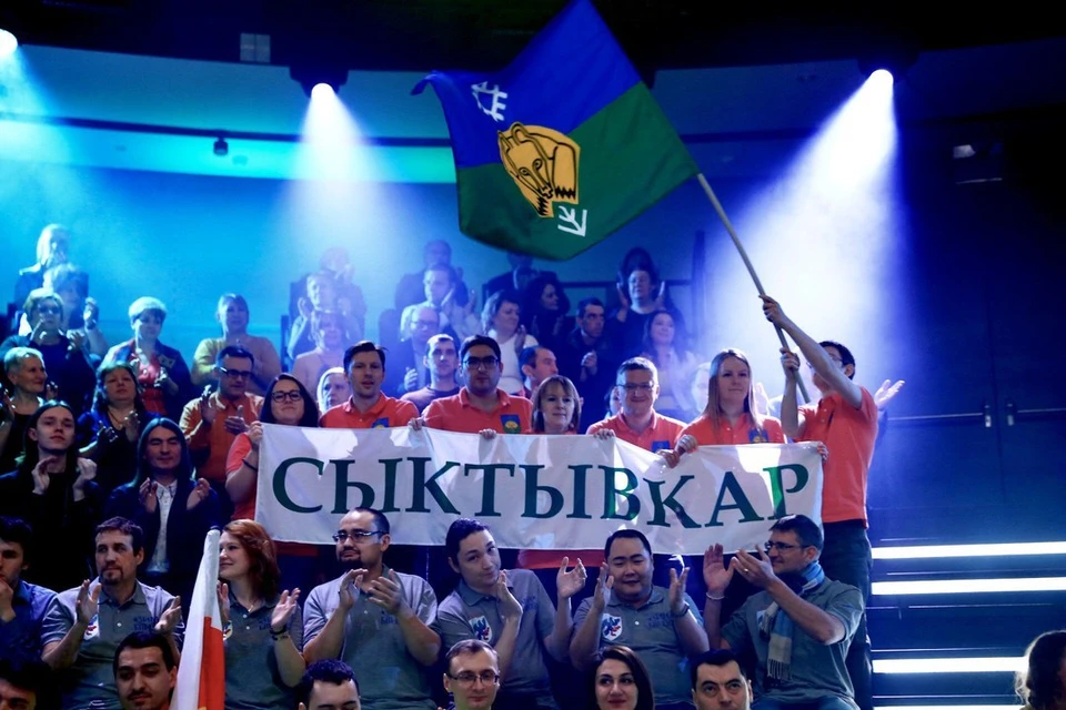 Команда из Сыктывкара одержала вторую победу на турнире "Брейн-ринг" Фото: Алексей Рогачев