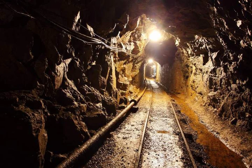 На кузбасской шахте "Грамотеинская" произошло задымление Фото: АКО