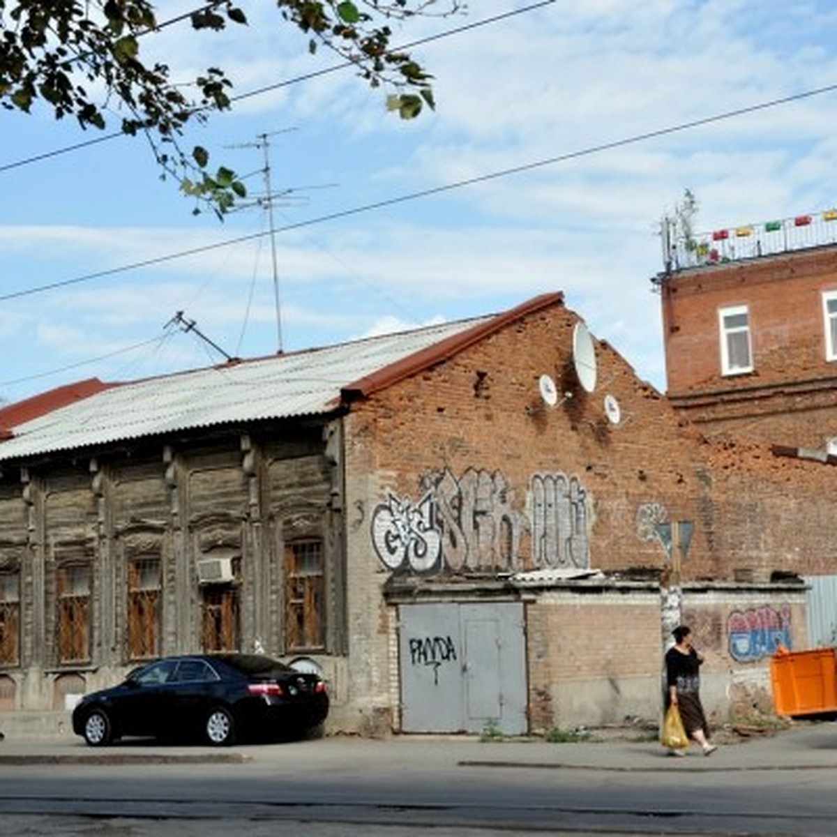 Самара уходит под землю? Около Музея городских легенд в центре города  провалился грунт - KP.RU