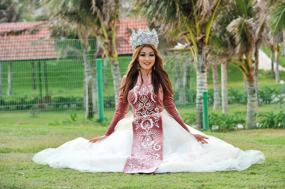 Сания стала победительницей международного конкурса Miss Universe Beauty во Вьетнаме в 2018 году.