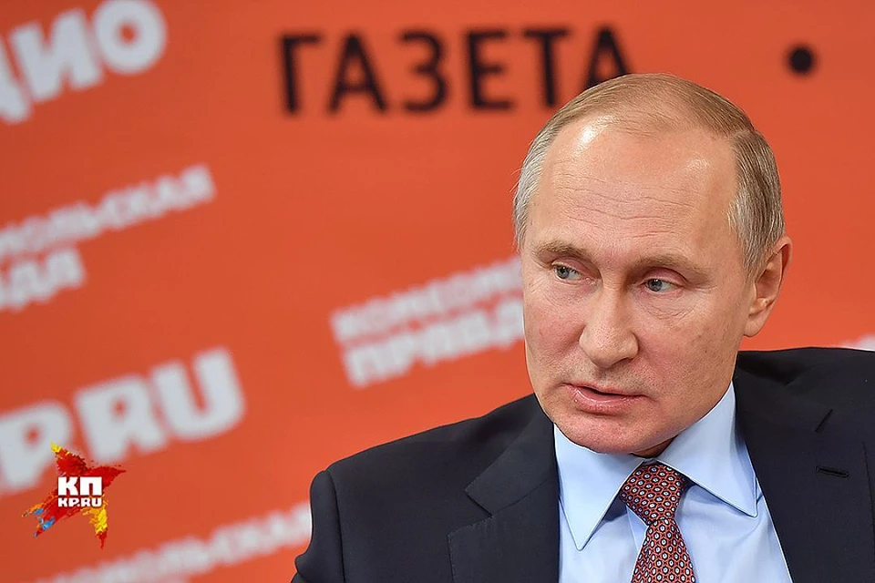 Владимир Путин вновь проводит прямую линию