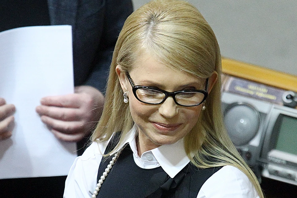 Тимошенко рвется в президенты. Ей постоянно надо выступать с прорывными инициативами