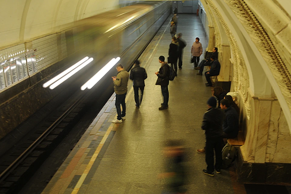 Таганско краснопресненская сбой. Таганская метро фиолетовая ветка. Ждановско Краснопресненская линия. Фиолетовая ветка метро Москвы поезд. Таганско-Краснопресненская линия что случилось.