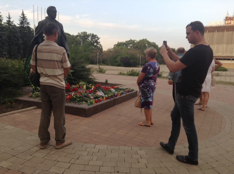 Дончане идут почтить память легендарного земляка