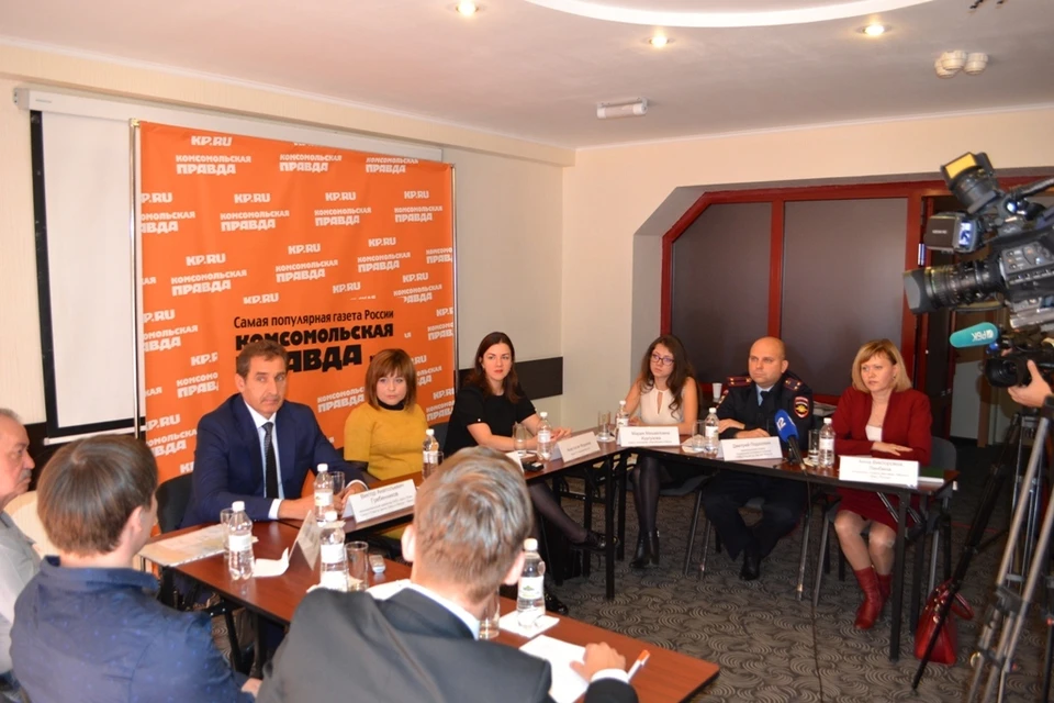 Участники круглого стола обсуждали на что нужно обращать внимание при покупке автомобиля