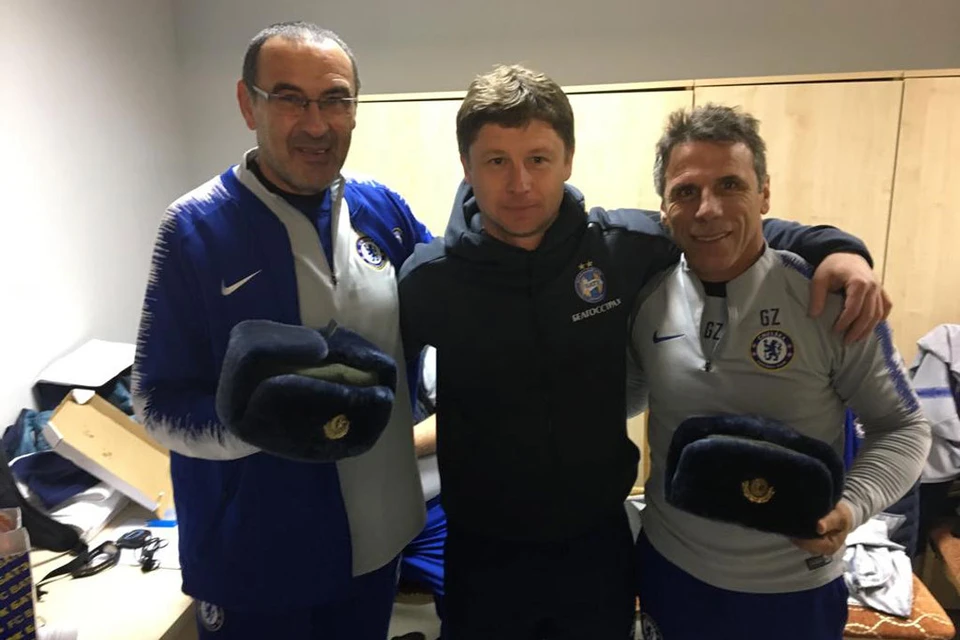Алексей Баги дал тренерам «Челси» по шапке. В прямом смысле. Фото: twitter.com/chelseafc