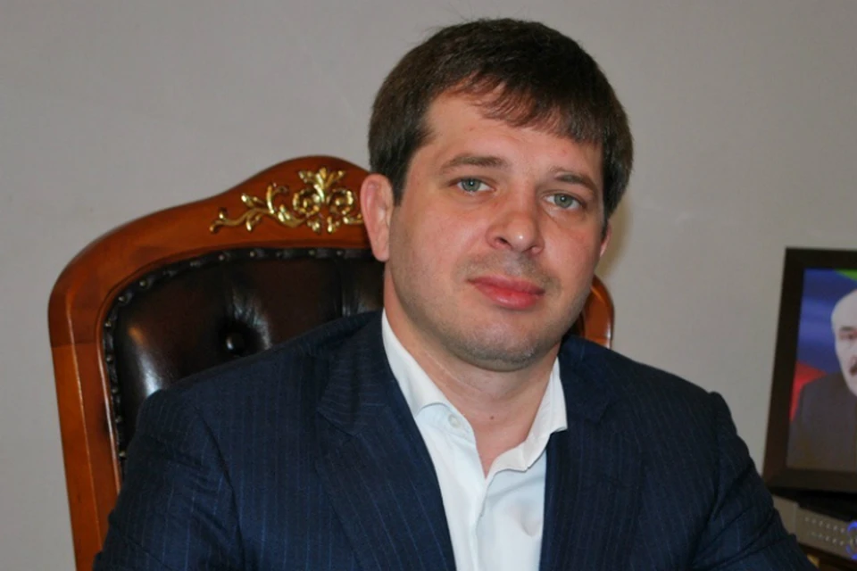 Андрей Виноградов, кстати, считался лучшим молодым главой муниципалитета в Дагестане. Фото: официальный сайт администрации Кизлярского района.