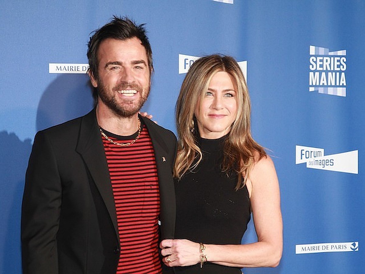 Ленуар Ноэми порно Ыстық порно жұлдыз Кортни Кейн