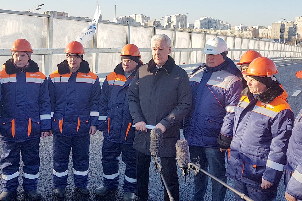Новая эстакада призвана улучшить дорожную ситуацию на севере Москвы.