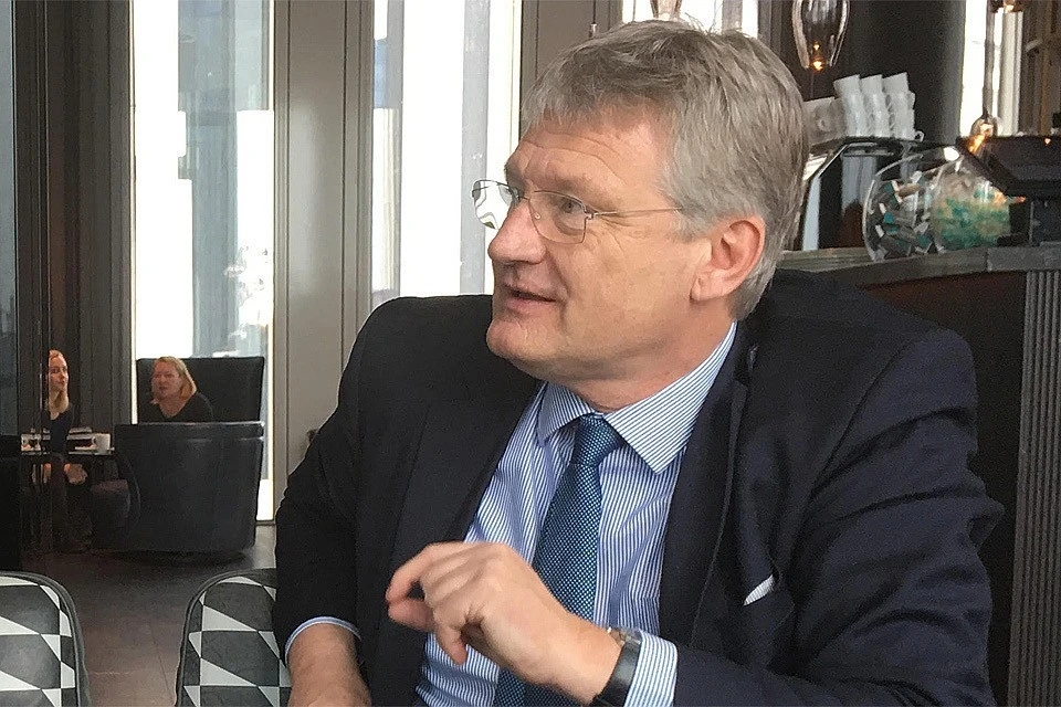 депутат Европарламента и сопредседатель партии «Альтернатива для Германии» (АдГ), профессор экономики Йорг Мойтен