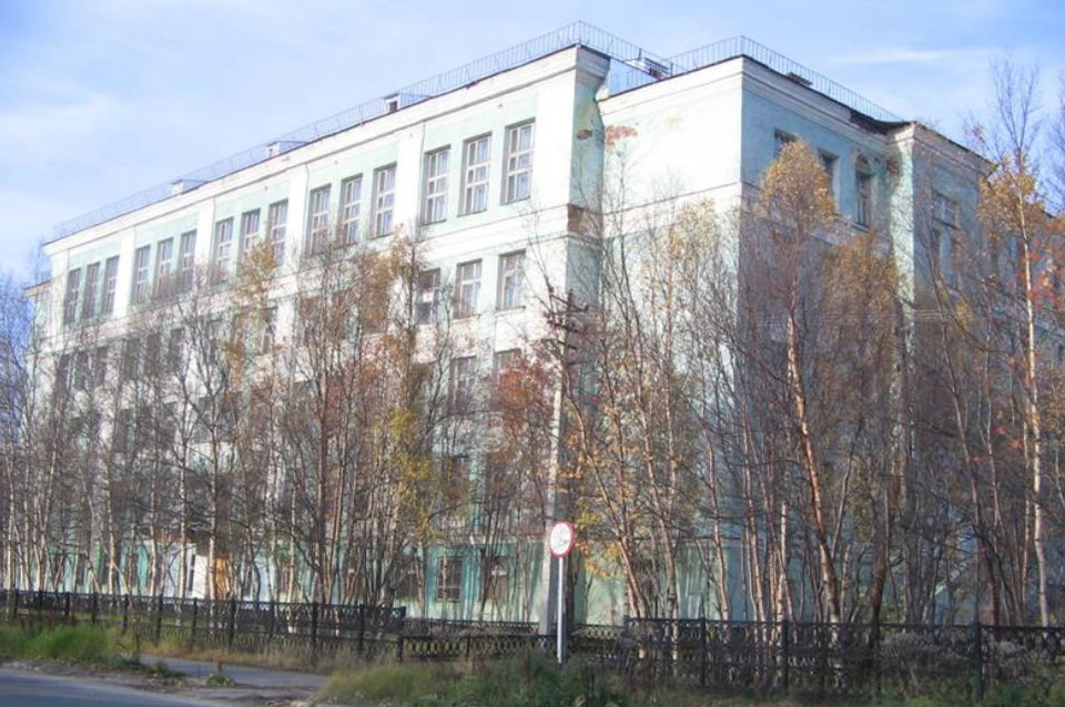 Около 11 утра в школе №28 Мурманска произошла драка двух учеников. Фото: school28.ucoz.ru