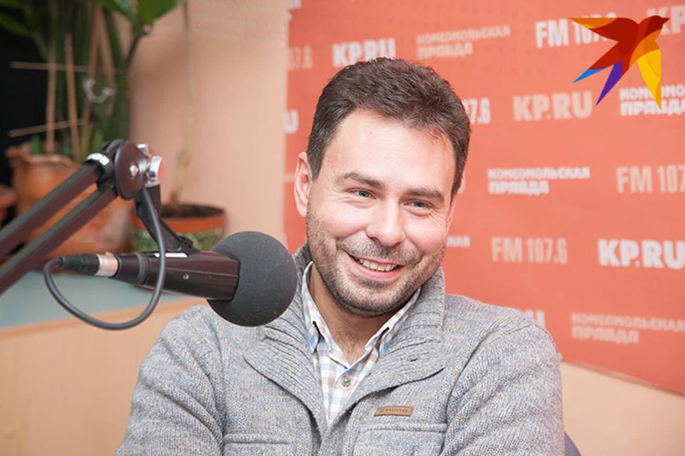 Александр Балицкий 12 лет назад уехал из Ижевска и сейчас работает в кремлевском пуле - рассказывает телезрителям о работе Владимира Путина.