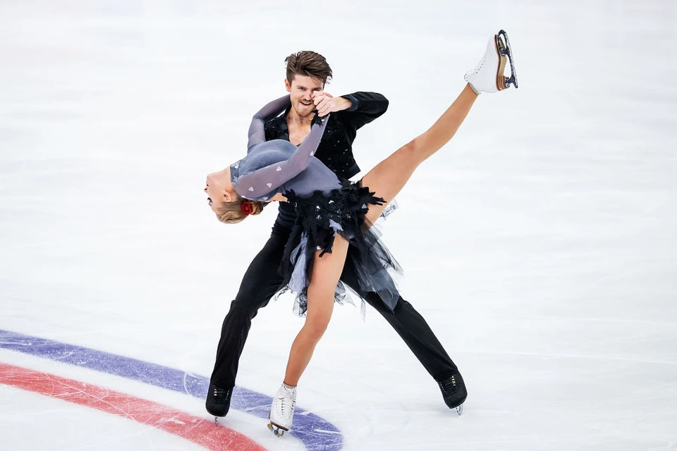 Судьи поставили Степановой / Букину 81.37 балла. ФОТО: International Skating Union