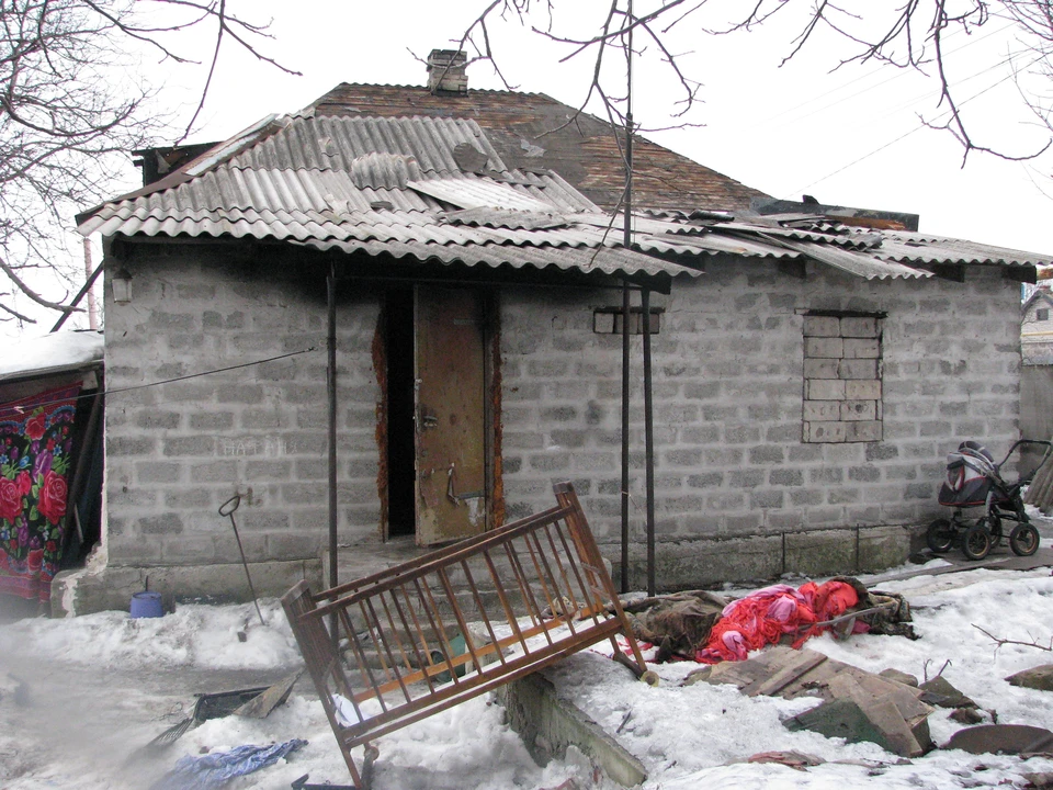 Ясиноватая скорбит: на пожаре погибли трое маленьких детей