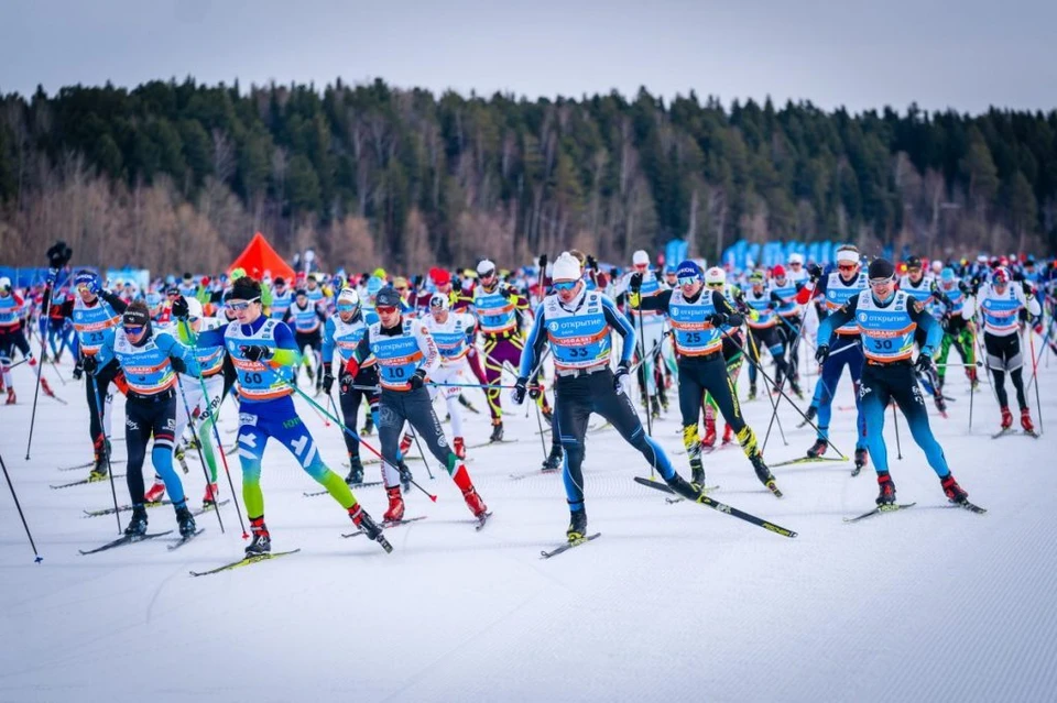 Югорский лыжный марафон UGRASKI выиграли хантымансиец и шведка. Фото ЮграМегаСпорт
