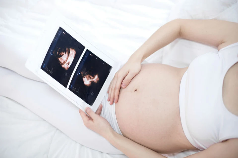 В обязательный список обследований во время беременности входит три УЗИ. Фото: freepic.