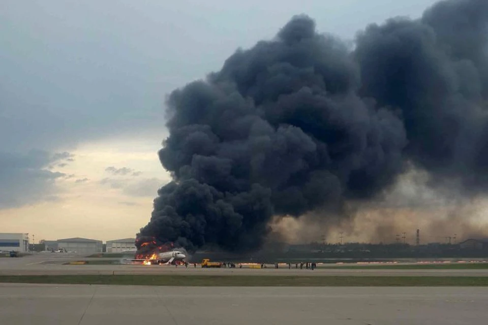 Самолет «Москва – Мурманск» загорелся при посадке в аэропорту «Шереметьево»
