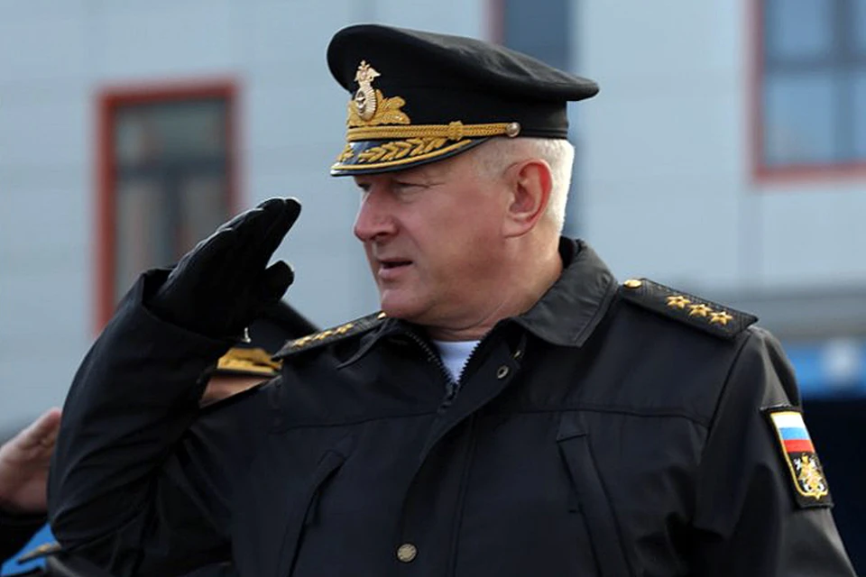 Hа главном капитанском мостике нашего ВМФ теперь будет стоять бывший командующий Северным флотом адмирал Николай Евменов