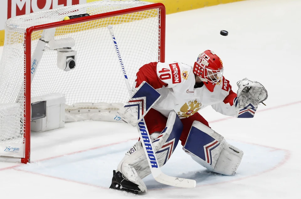 Александр Георгиев отыграл "на ноль" на ЧМ-2019 по хоккею в поединке против Швейцарии.